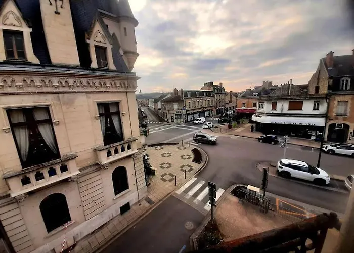 Maison De Ville Au Centre De Fismes